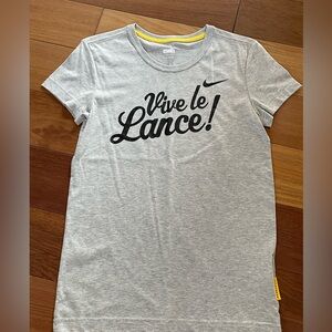 Nike LIVESTRONG grey short sleeve top